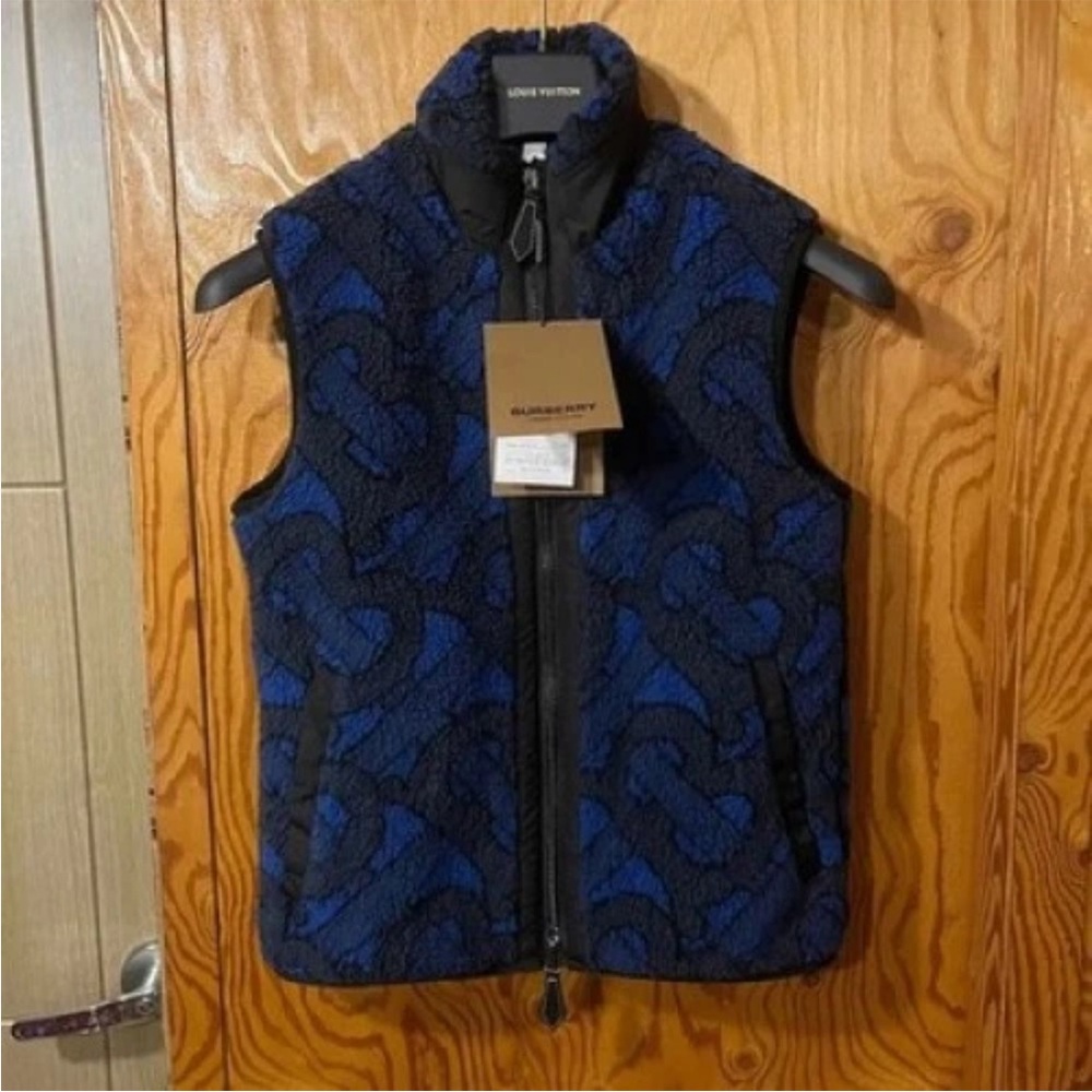 Burberry Men's Blue and Black Down Patterned Vest - Picture 1 of 9